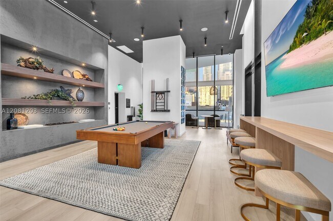 Building Photo - 225 N Miami Ave