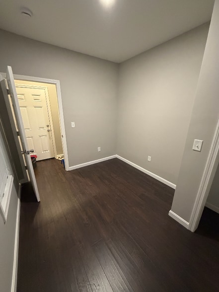 Building Photo - 16 Wakullah St