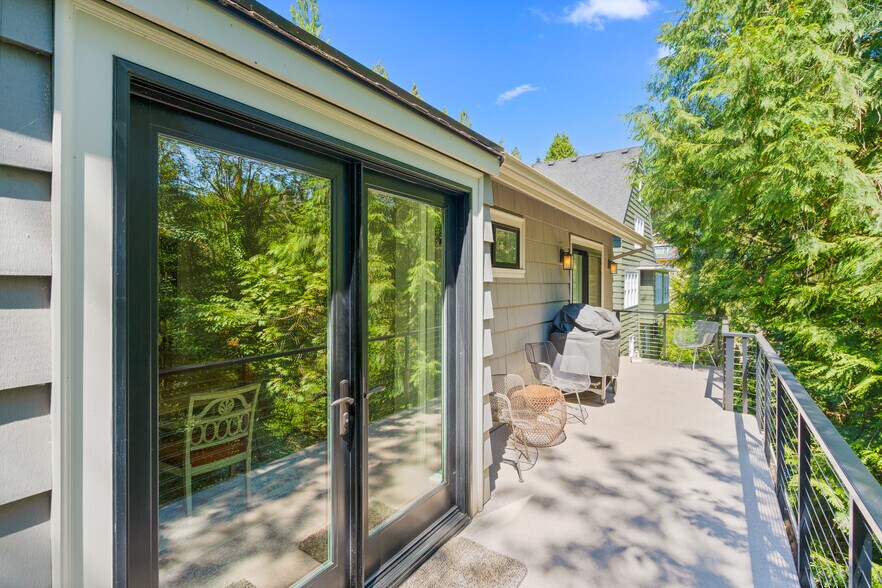 Building Photo - 2666 SW Brae Mar Ct