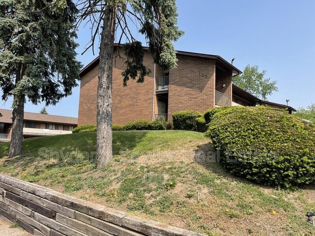 Building Photo - 2605 Terrace Ave