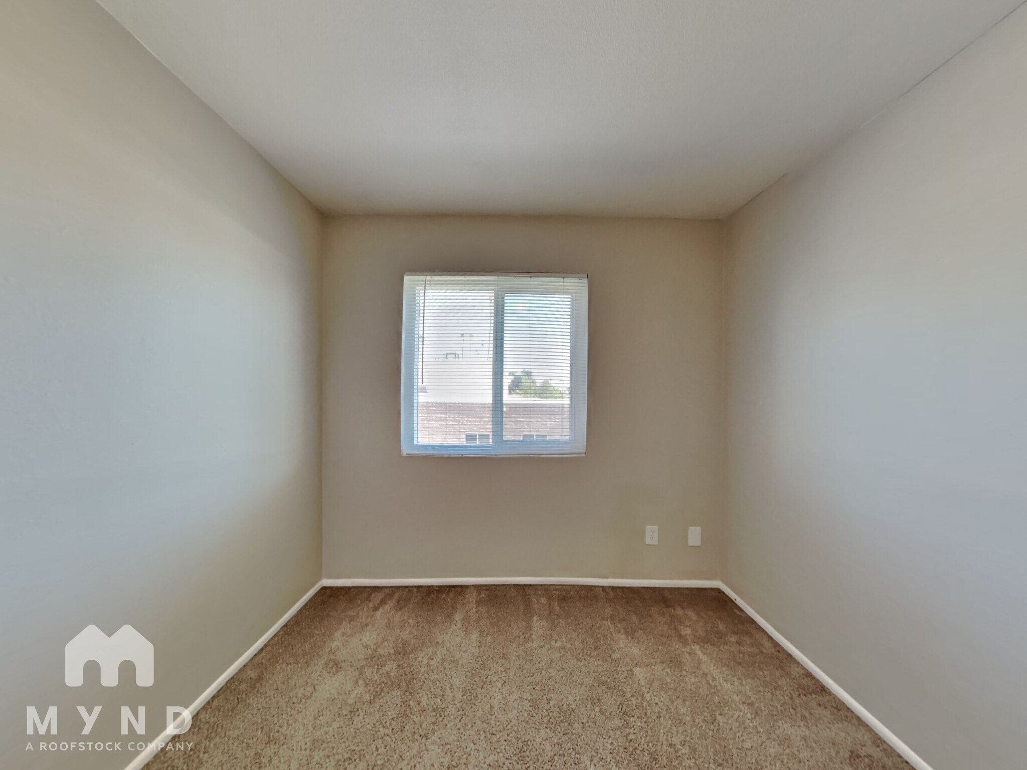 Building Photo - 531 N Lesueur