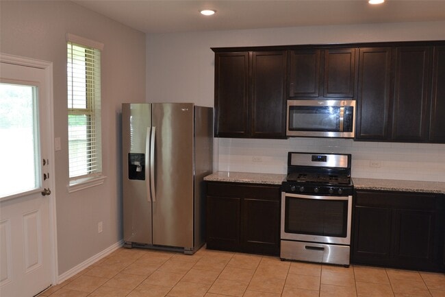 Building Photo - 8435 Chesney Trl