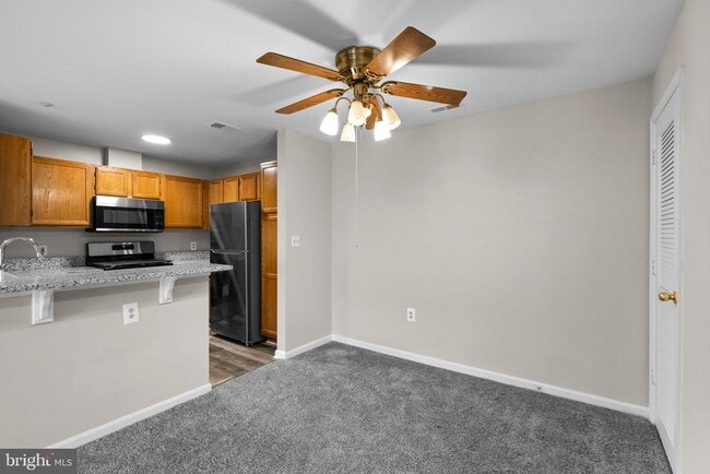 Building Photo - 5911 Millrace Ct