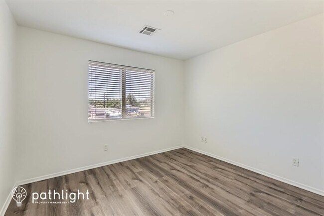 Building Photo - 7212 S 8Th Street