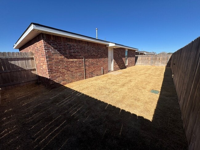 Building Photo - Available June in Upland West: Awesome 3-Bedroom, 2-Bath Home!