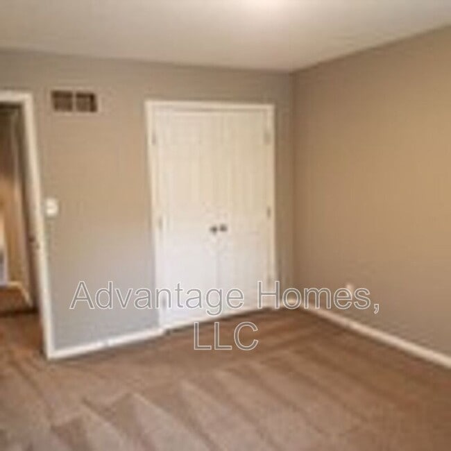 Building Photo - 304 W 132 St