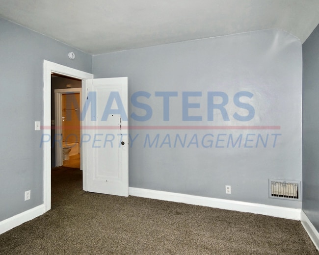 Building Photo - 3 Bedroom House for Rent