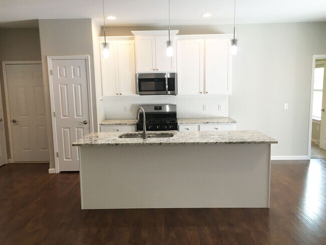 Building Photo - 4-Bedroom 3 Bath Executive Home In Rib Mou...