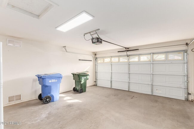 Building Photo - 2518 W Bent Tree Dr