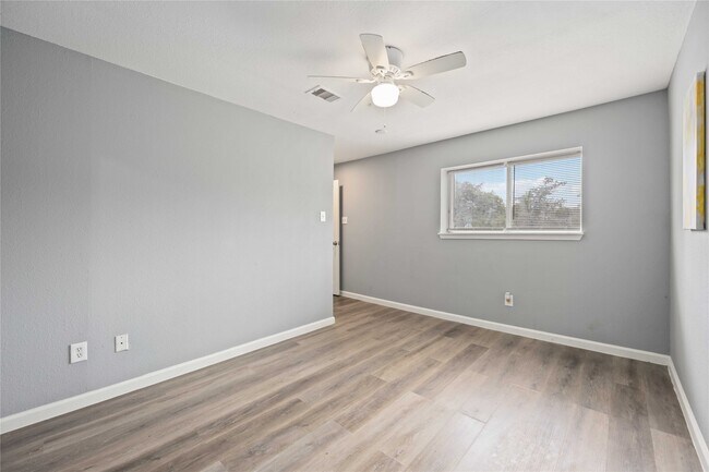Building Photo - 7733 St Lo Rd