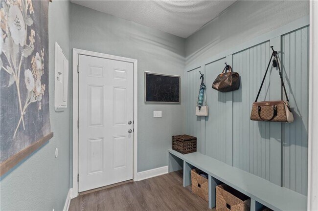 Building Photo - 6346 Blueberry court