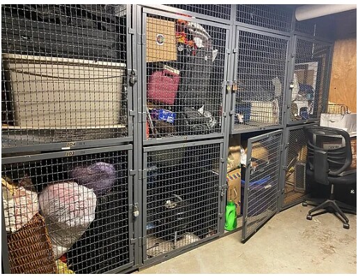 Building Photo - 1127 W Farwell Ave