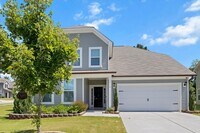 Building Photo - Spacious 4bd/3ba in Franklinton