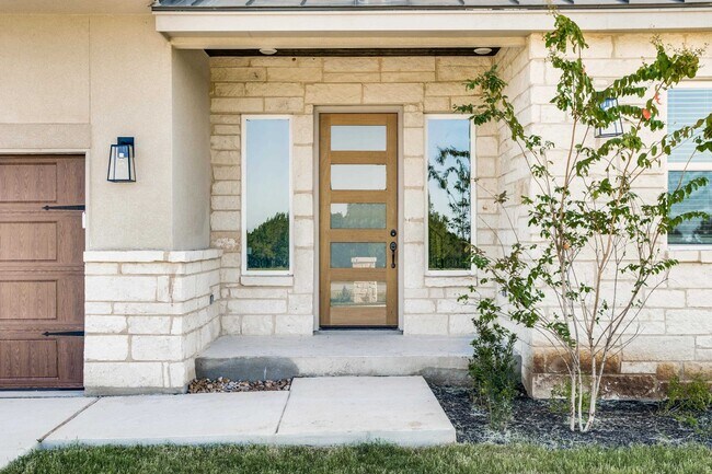 Building Photo - 2916 Hi Mesa