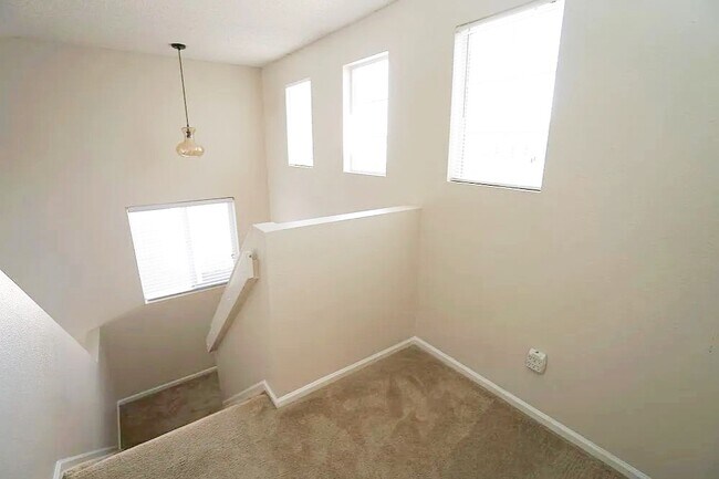 Building Photo - 10489 Tracewood Cir