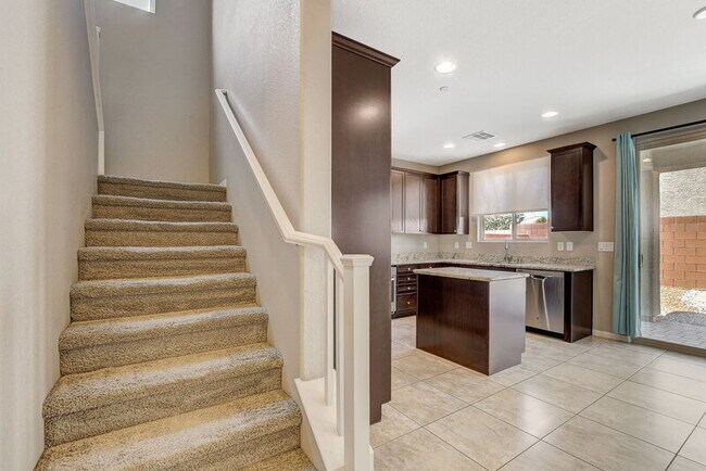 Building Photo - 1442 Brushback Ave