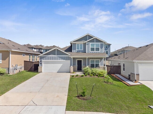 Building Photo - 11325 Comano Dr