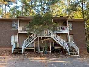 Building Photo - 920H