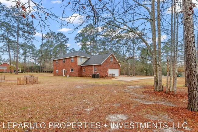 Building Photo - 4 br, 2.5 bath House - 8097 Archer Circle