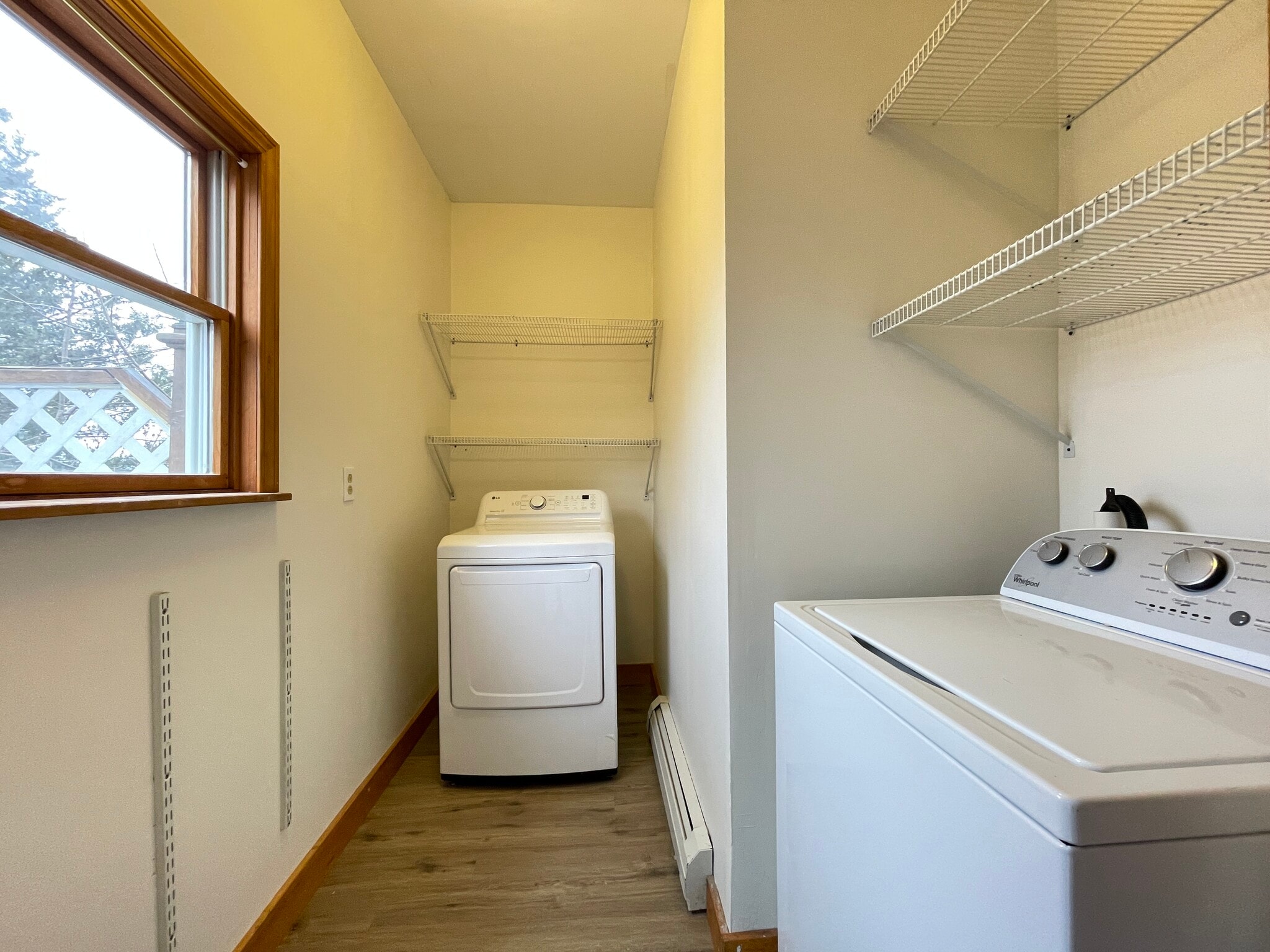 Building Photo - 18 Ames St