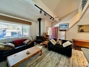 Building Photo - Fully Furnished 1-Bedroom Loft – Sierra Ma...
