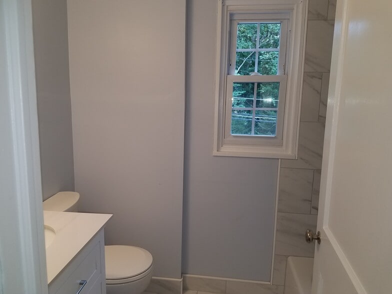 Bathroom - 603 Topsfield Rd