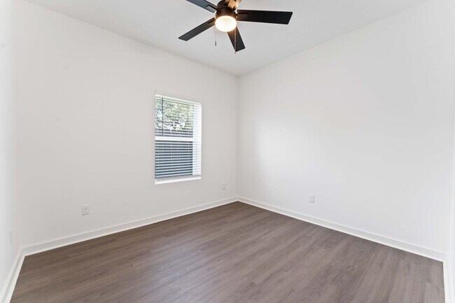 Building Photo - New Build Home for Lease