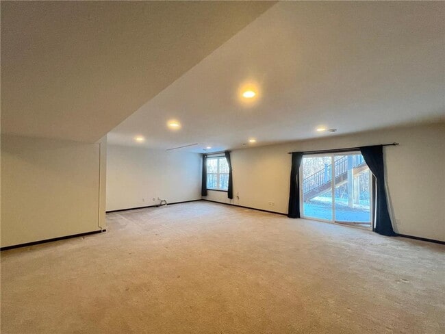 Building Photo - 5000 Merrimac Lane North