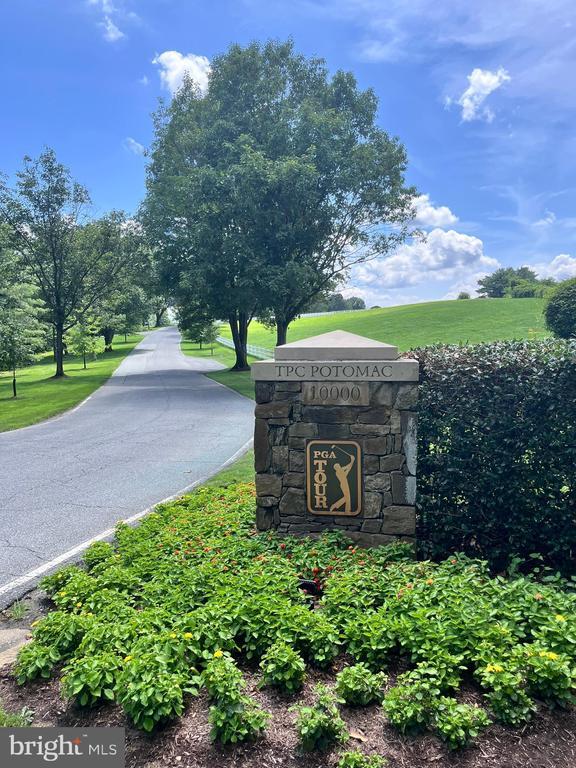Building Photo - 7809 Fox Gate Ct