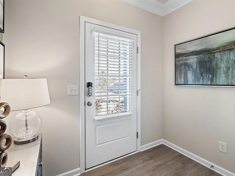 Building Photo - 207 DuPont Dr