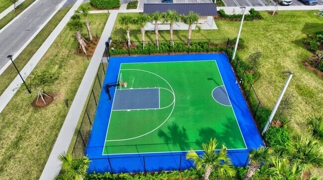 Building Photo - 4460 San Fratello Cir