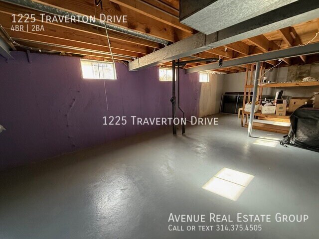 Building Photo - 1225 Traverton Dr