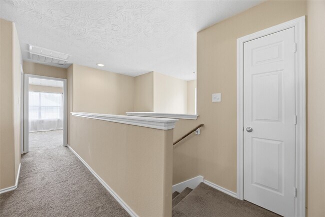 Building Photo - 8813 Elm Drake Ln