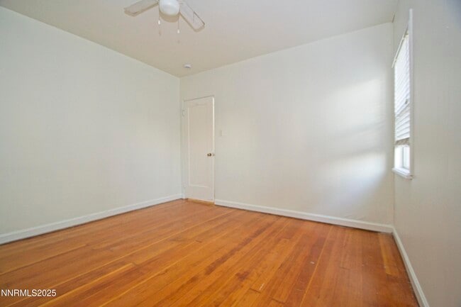 Building Photo - 1418 E St