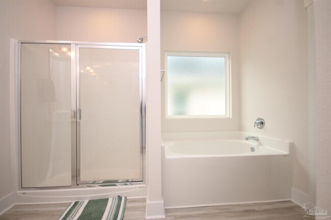 Building Photo - 5875 Sargassum Ln
