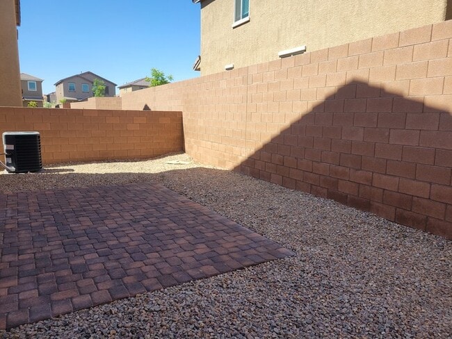 Building Photo - Beautiful 4-bedroom home!