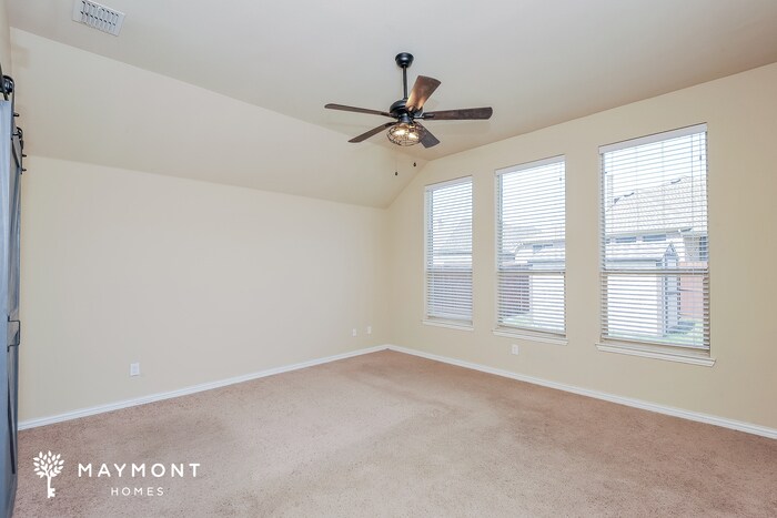 Building Photo - 2900 Softwood Cir