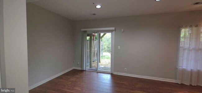 Building Photo - 14643 Colonels Choice Rd