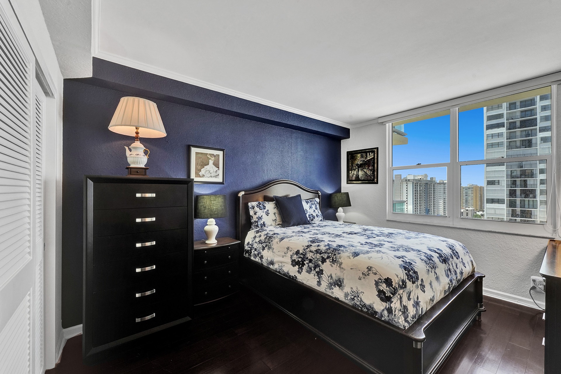 Building Photo - 2501 S Ocean Dr