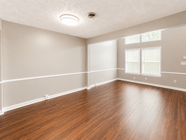 Building Photo - Spacious Townhome for Rent in West Knoxville-1 Bedroom