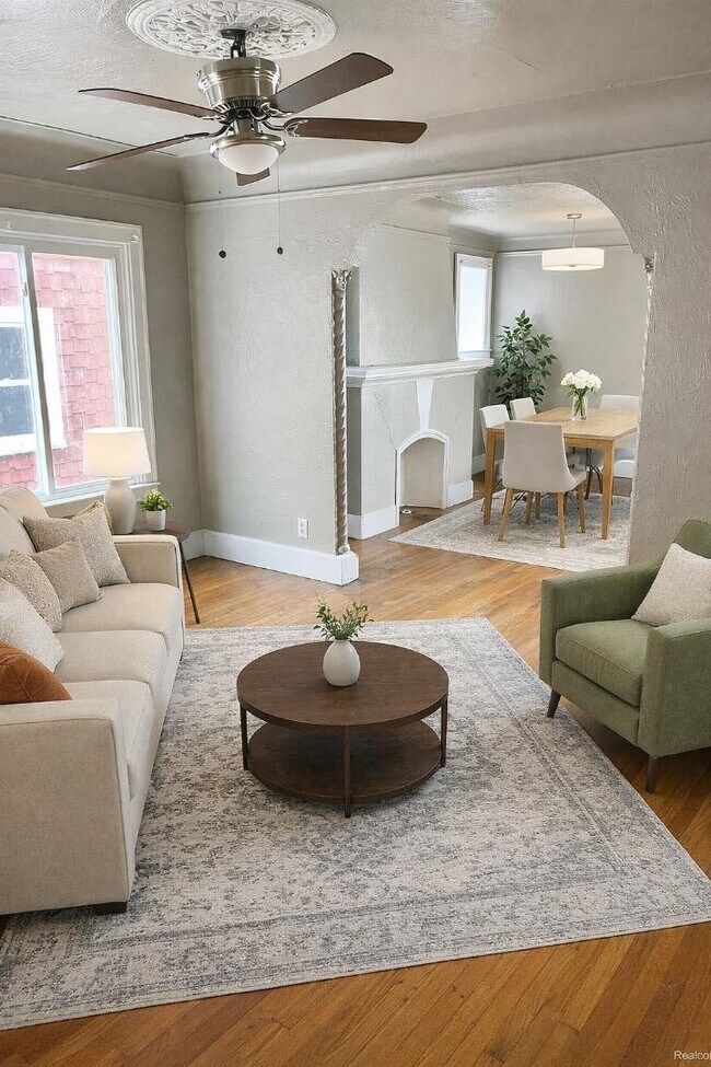 Building Photo - 14052 Northlawn St