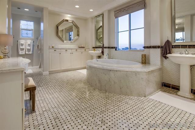 Building Photo - 1463 Paseo De Las Flores