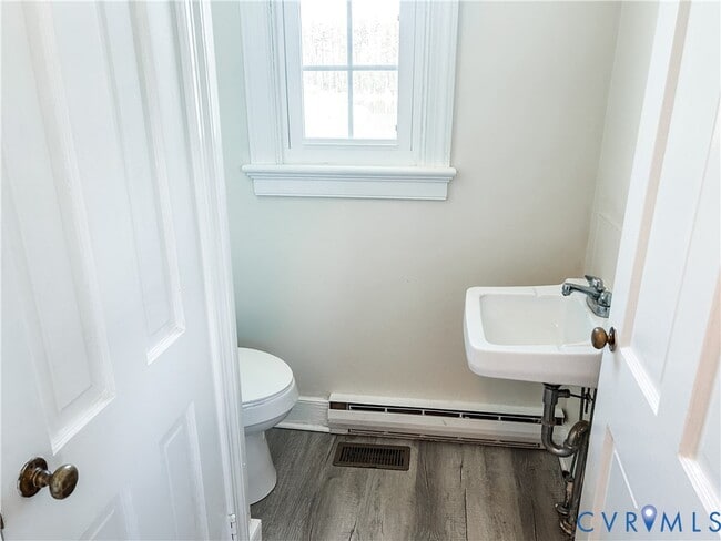 Building Photo - 1346 Hockett Rd