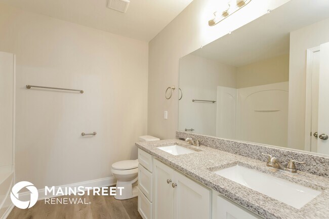 Building Photo - 1806 Savannas Run Dr