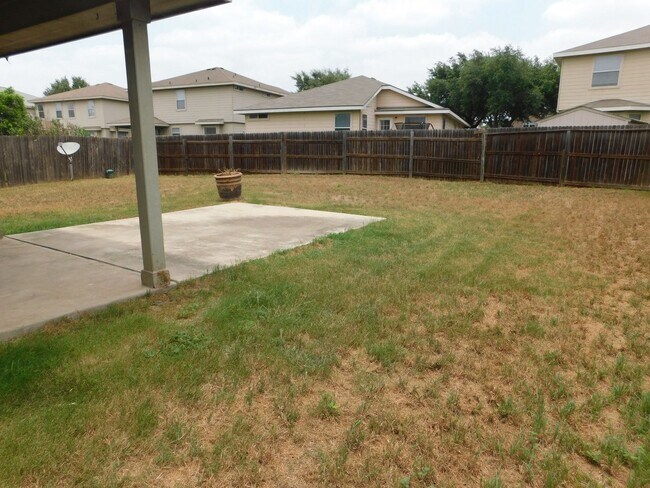 Building Photo - 9013 Barkwood