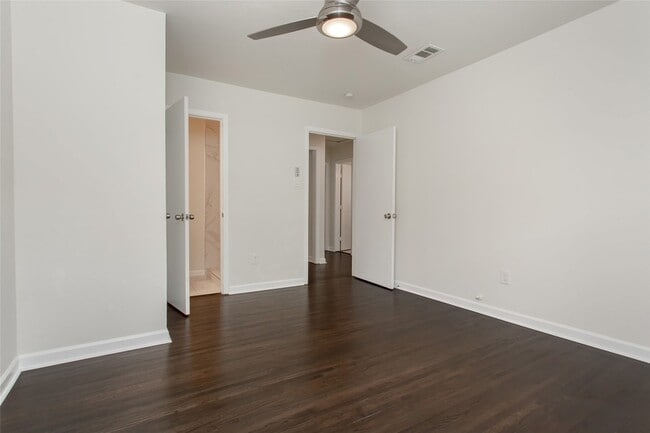 Building Photo - 3928 Valley Ridge Rd