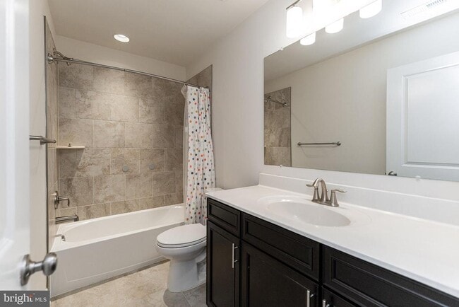 Building Photo - 3679 Duckhorn Way