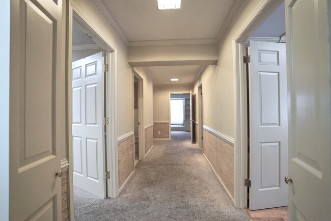 Building Photo - Jefferson Street Apartments
