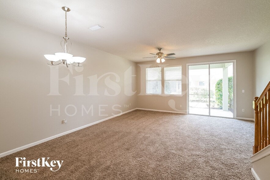 Building Photo - 2326 Red Moon Dr