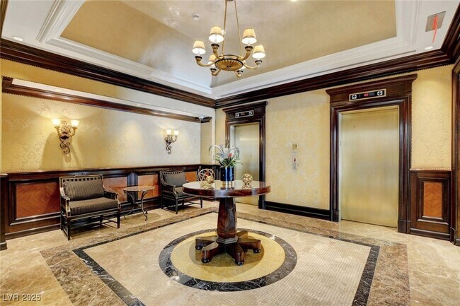 Building Photo - 2857 Paradise Rd